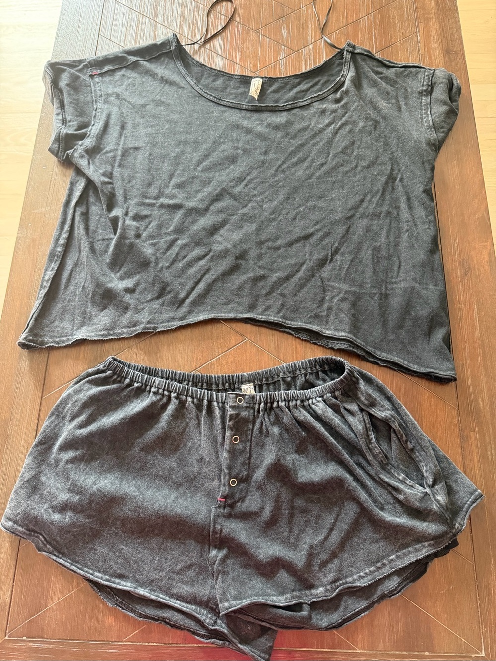 INTIMATELY FREE PEOPLE TWO-PIECE LOUNGE / SLEEP SET XS